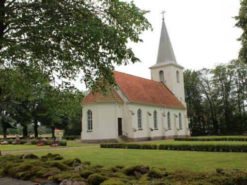Östra Tunhems Kyrka i Falköping Gudhems socken
