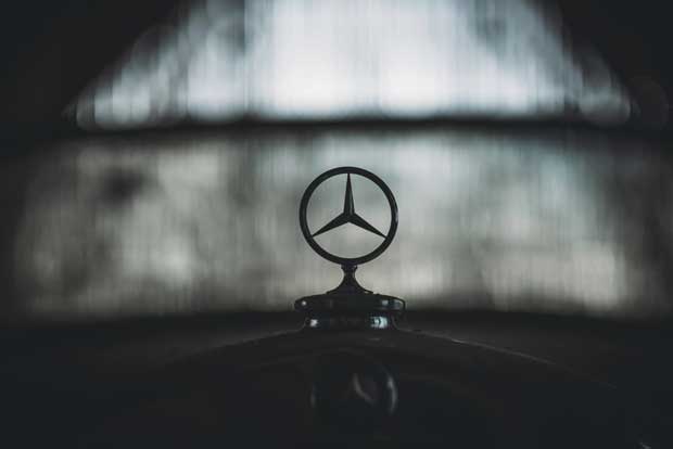 Mercedesladan i Lyrestad
