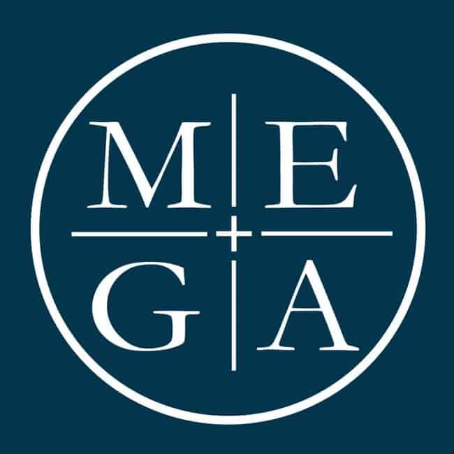 MEGA+ | Skaras utveckling och gemenskap MEGA+ logotyp i vitt mot en mörkblå bakgrund, symboliserande samverkan och utveckling i Skara.